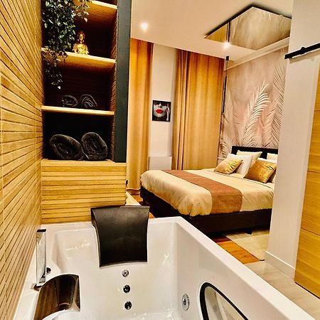 Suite Cosy Jacuzzi Troyes - Secrets D'Ana Kültér fotó
